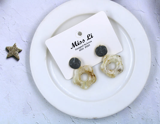 Quirky Earring For Girls EAR-062